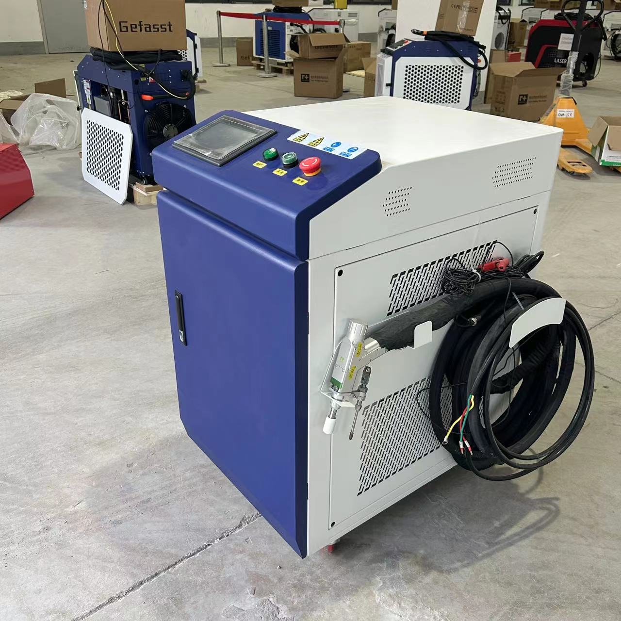 China factory 1500W handheld portable laser cleaning for sale lazer cleaning machine for metal aluminum fiber cleaner 1500w