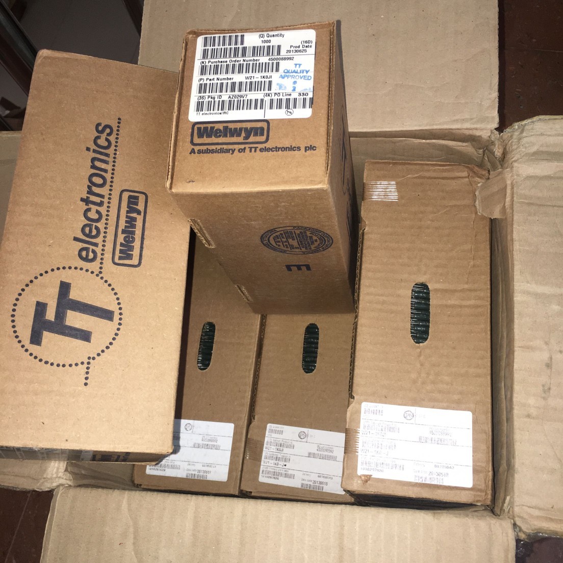 Welwyn Components / TT Electronics W21-1K0JI с проволочной обмоткой-сквозное отверстие 3 ватт 1K ohm 5%