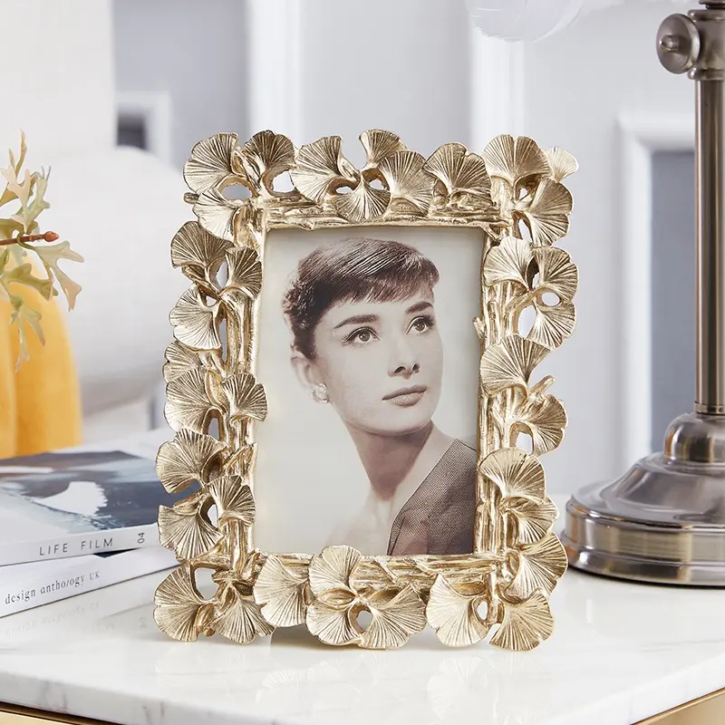 luxury antique style Resin polyresin Gold leaf picture photo frames