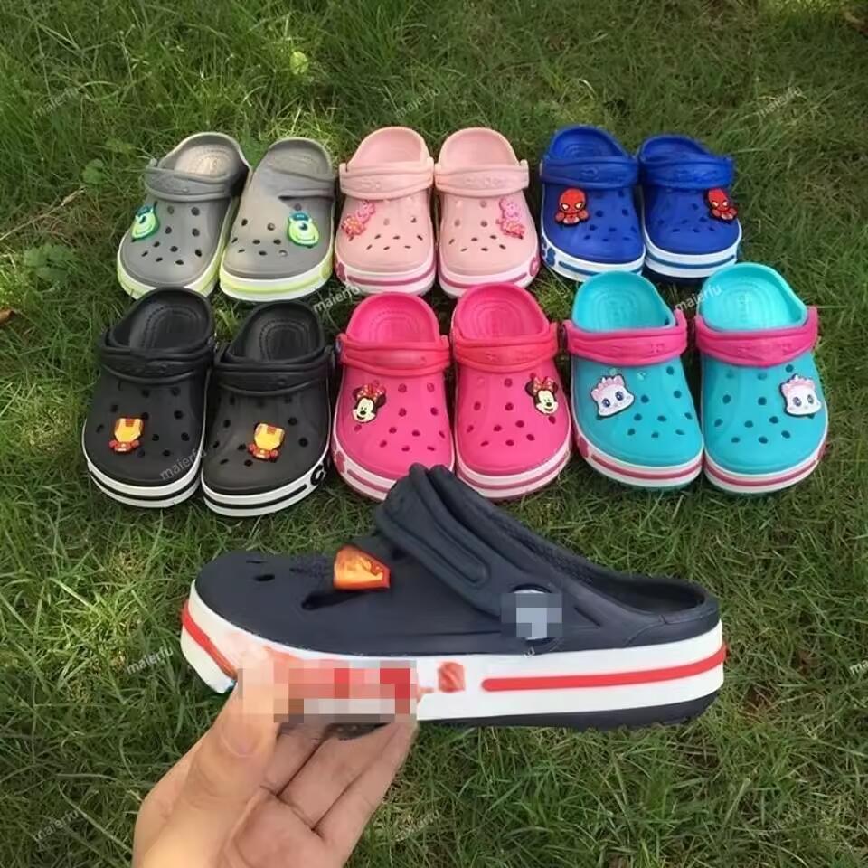 2024 Wholesale EVA Clogs With Brand Logo Fashion Garden Shoes for kids Side Lace Big Letter Beach Slippers