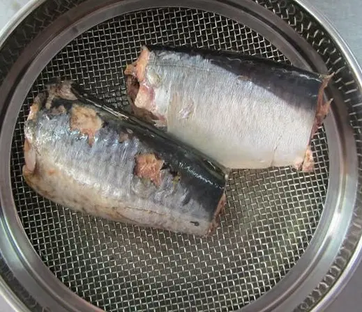 Factory price healthy canned Mackerel in oil/water/tomato sauce
