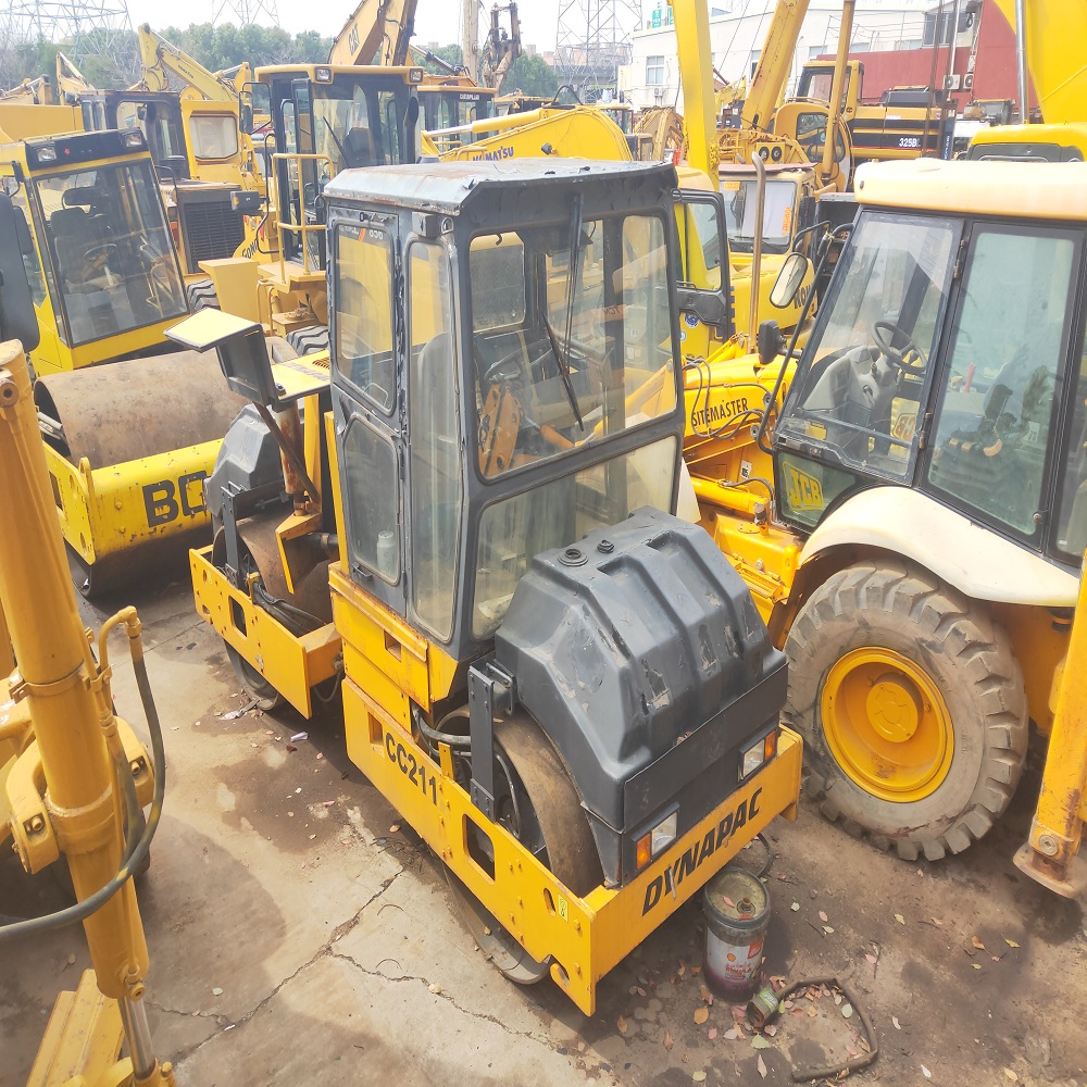 Used secondhand Dynapac Roader Roller CC211CA30D CA251D CA25D For sale with good performance and good condition
