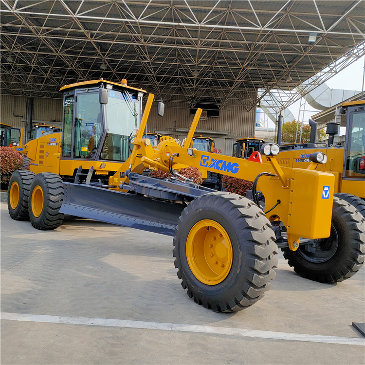 XCMG machinery GR180 small 180 hp road motor grader machine price
