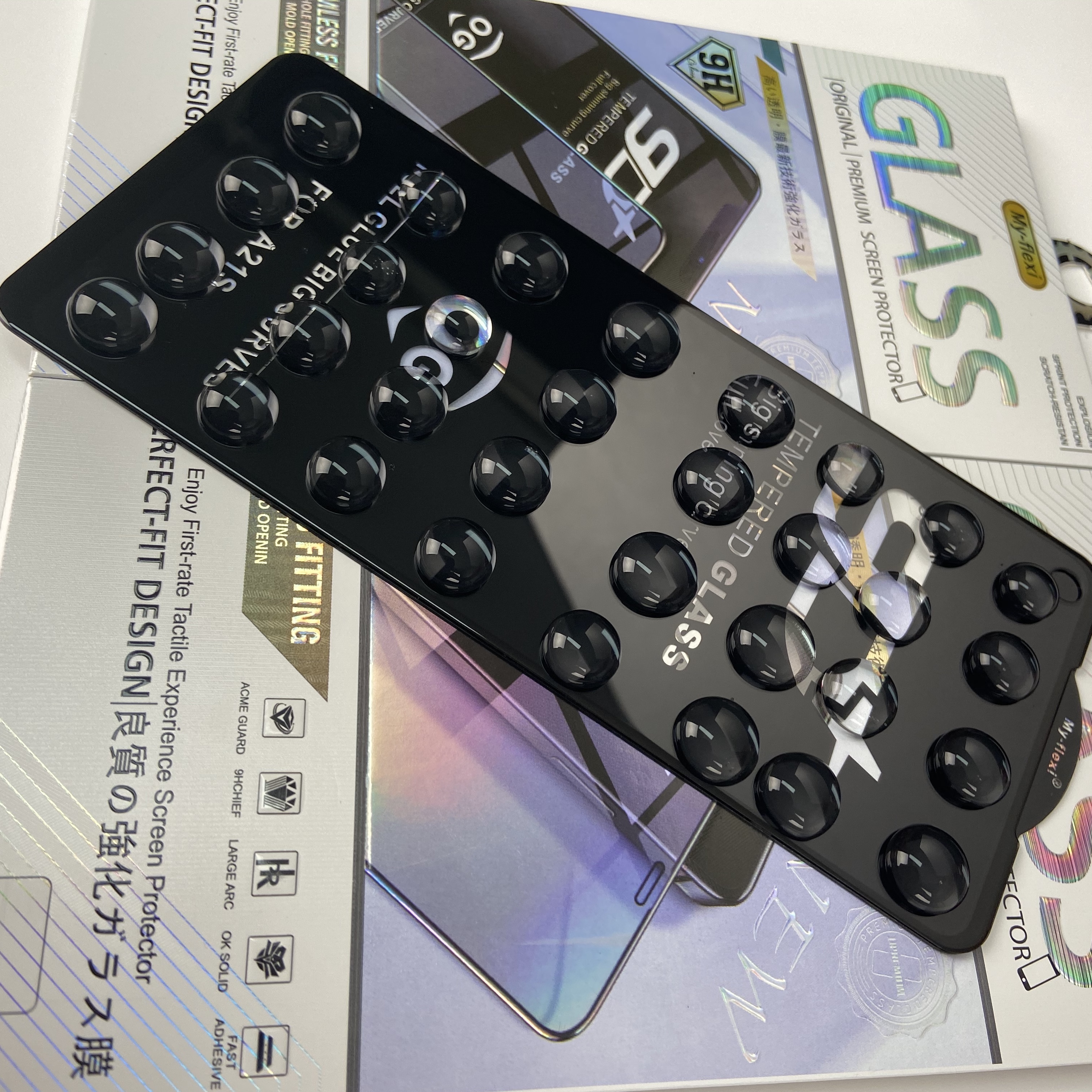 Новая модель, лидер продаж, безрамочное закаленное стекло 9D +, большая изогнутая защита экрана radian для мобильных телефонов
