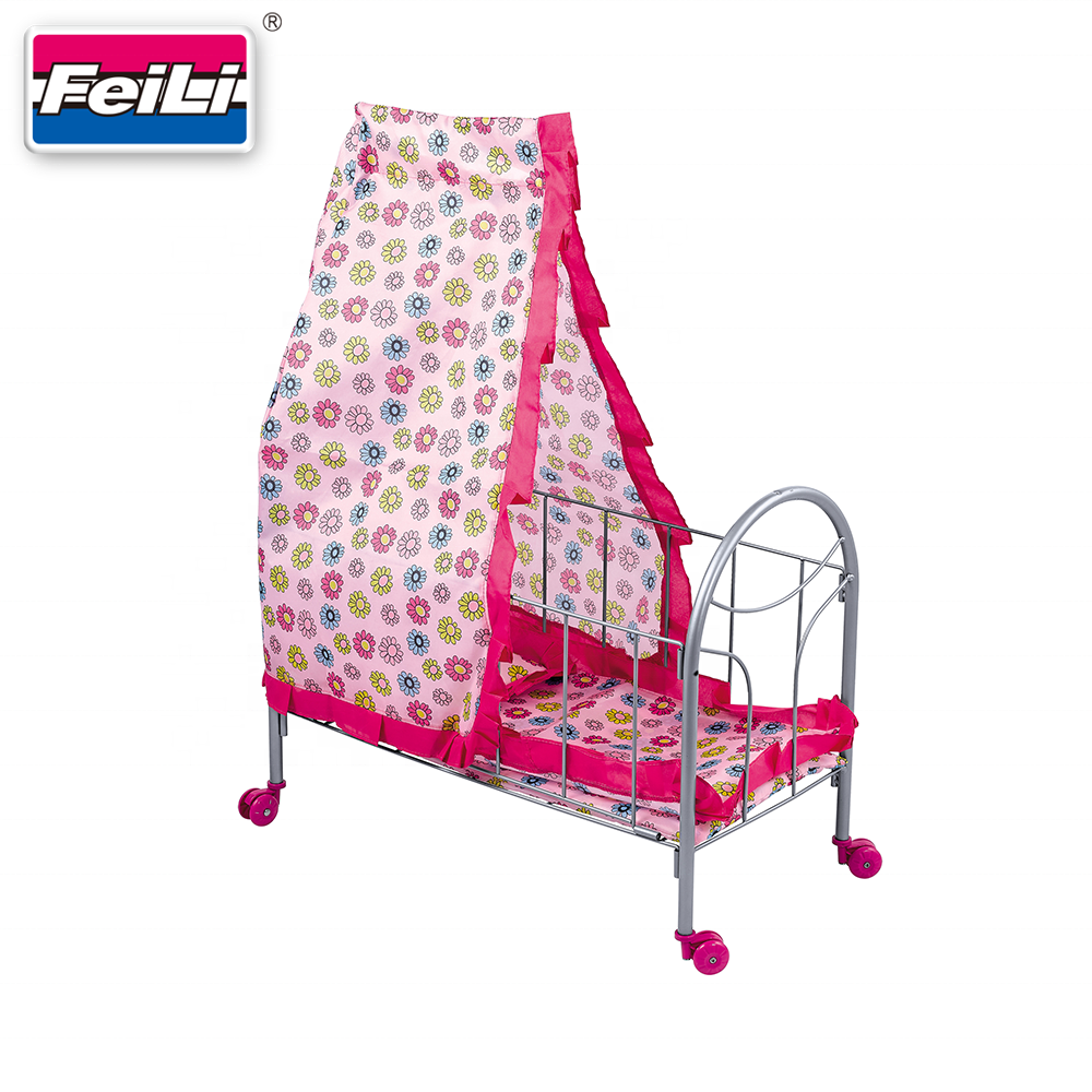 Feili игрушки Baby Doll кровать с повернуть колеса кукла кровать оптовая продажа куклы металла кровать