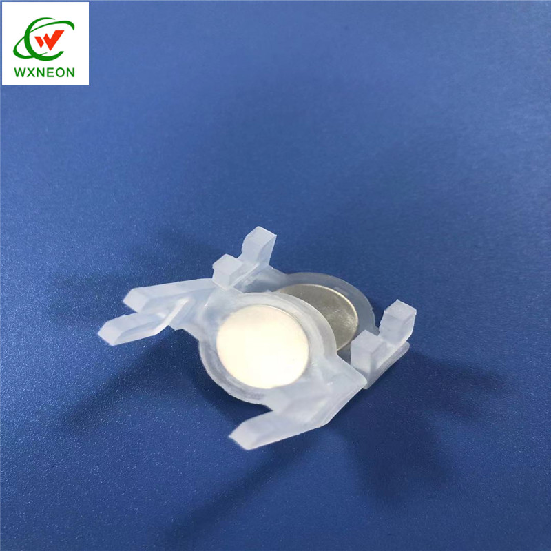 Amazon Sell Hot Strong C7 C9 socket metal roof eave Iron surface Magnetic Clips