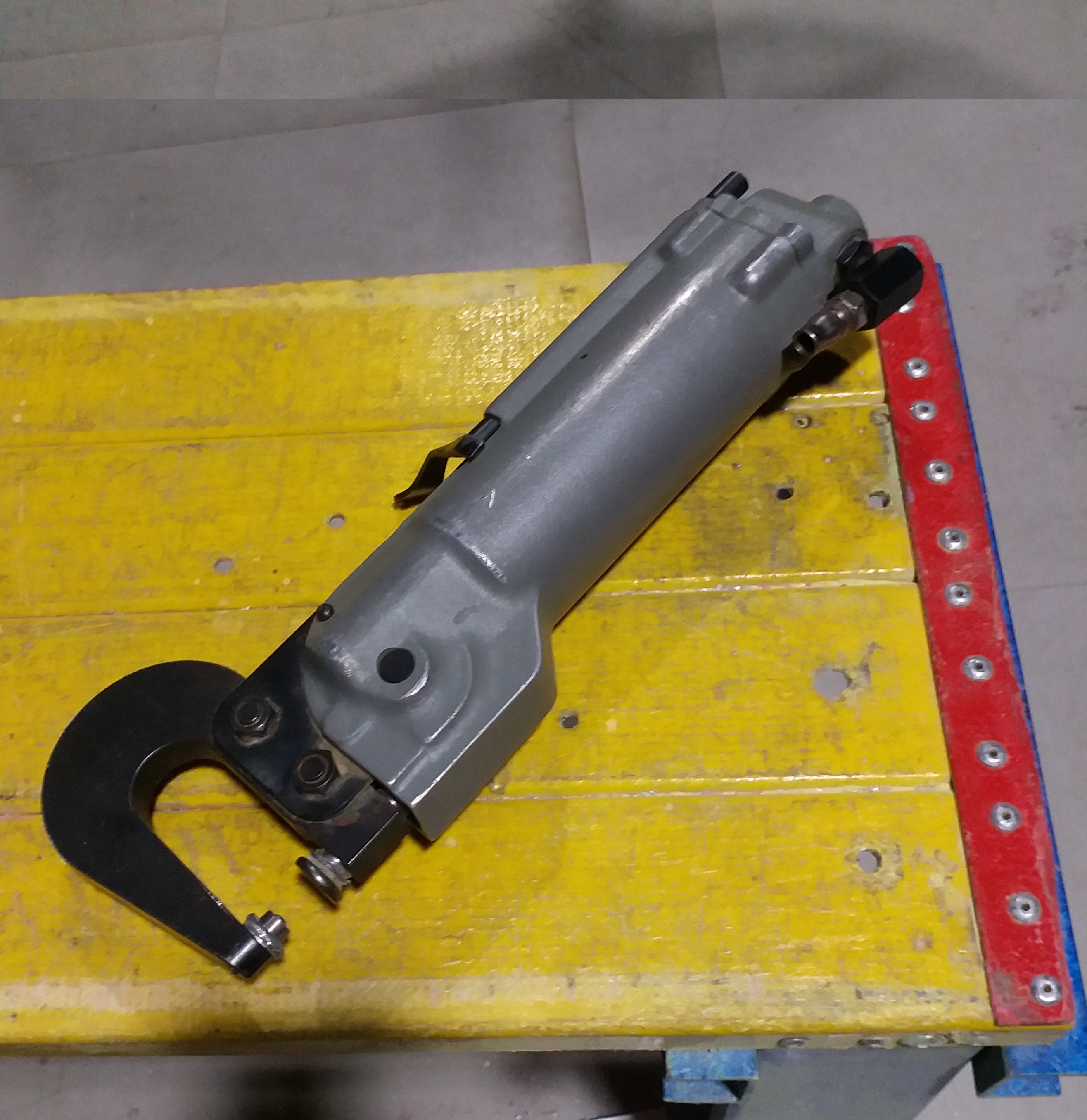 High Speed fiberglass and aluminum ladder tubular Riveting Machine