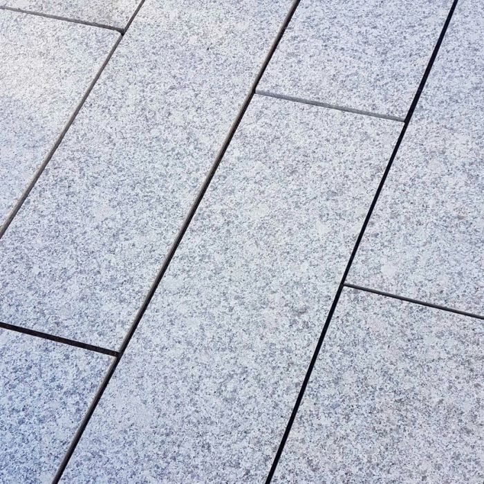 Matte Outdoor Paving Stone Courtyard Granite Edging Plank Linear Setts Porcelain Non Slip Exterior Floor Tiles Outdoor Brick