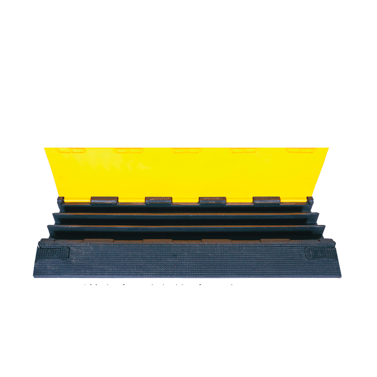 Wholesale Roadway Channel Yellow Sheathed Rubber Cable Protector