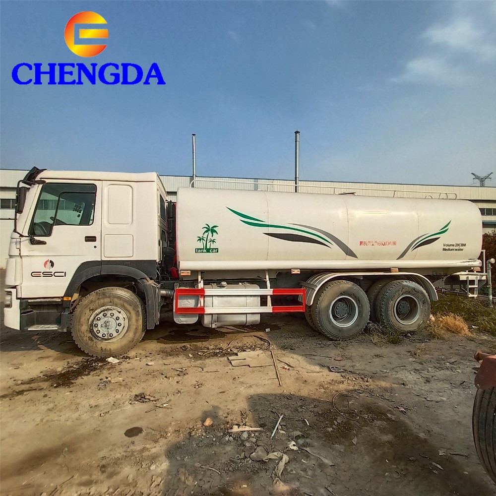 Sinotruk HOWO 10000 20000 Подержанный бак для воды цена грузовика