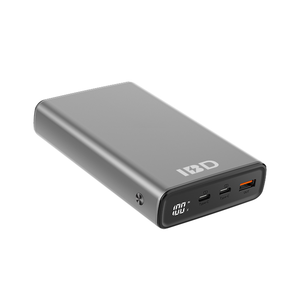 MOQ wholesale fast charging power banks 15000-30000mah 3 ports PD 130W charger Digital display