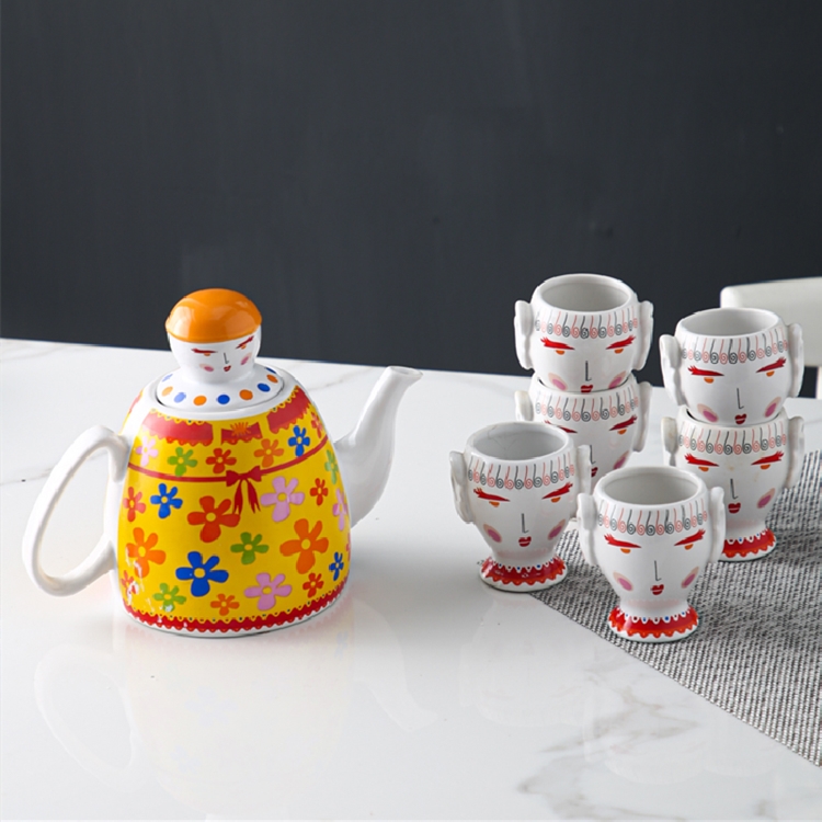 New design japanese styles cute human face printing luxury porcelain tea sets with teapot