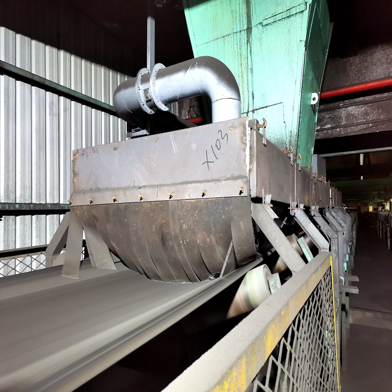 Single Layer Hermetical Mantle for Dust Purification