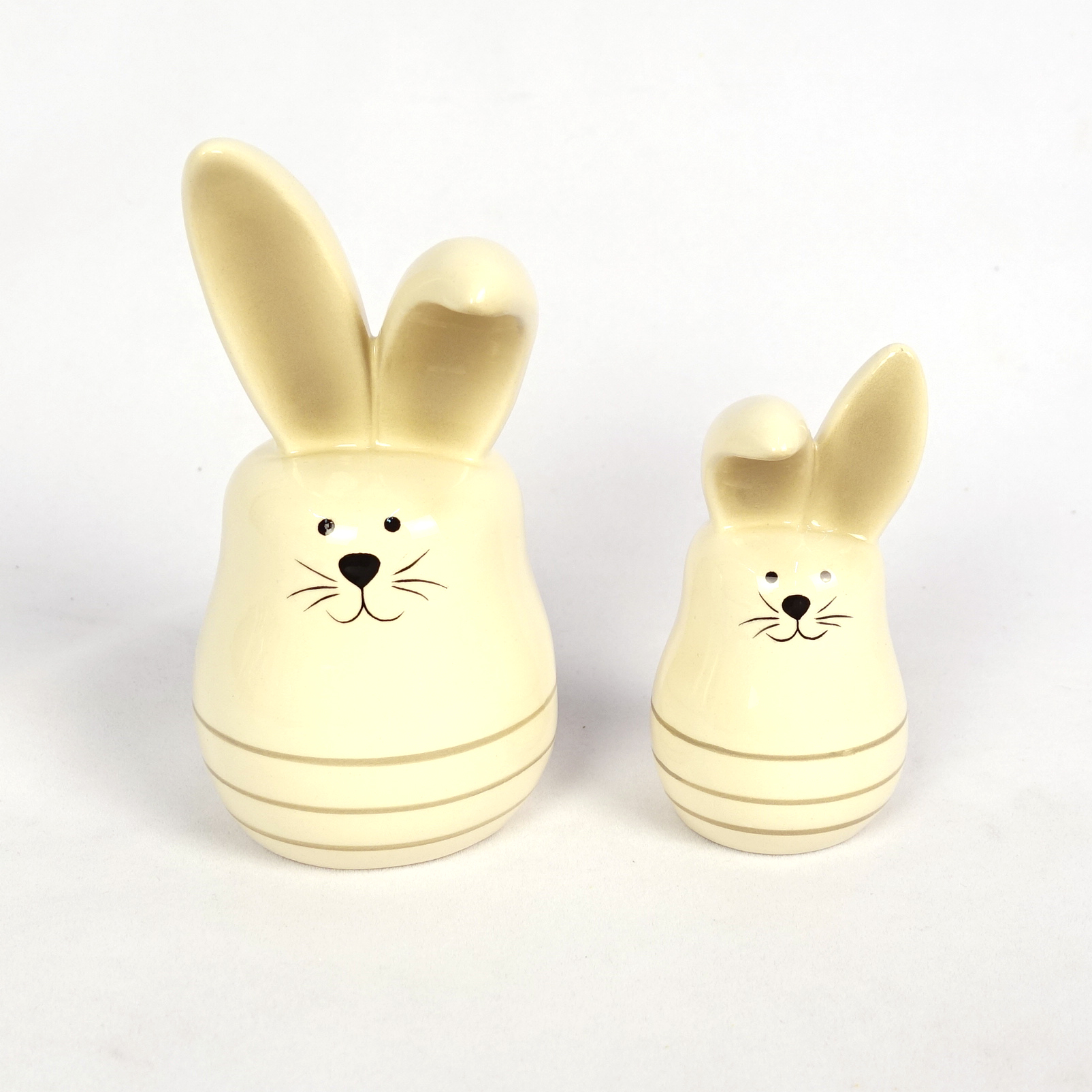 Hot Sale Ceramic Egg Shaped Rabbit Porcelain Statues Decoration