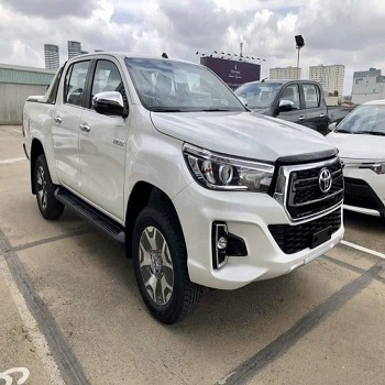 2018 2019 2020 2021 Vehicles Used Cars RHD 2.4L Turbo Diesel 5 seater Toy ota Hilux diesel pickup 4x4 Hilux