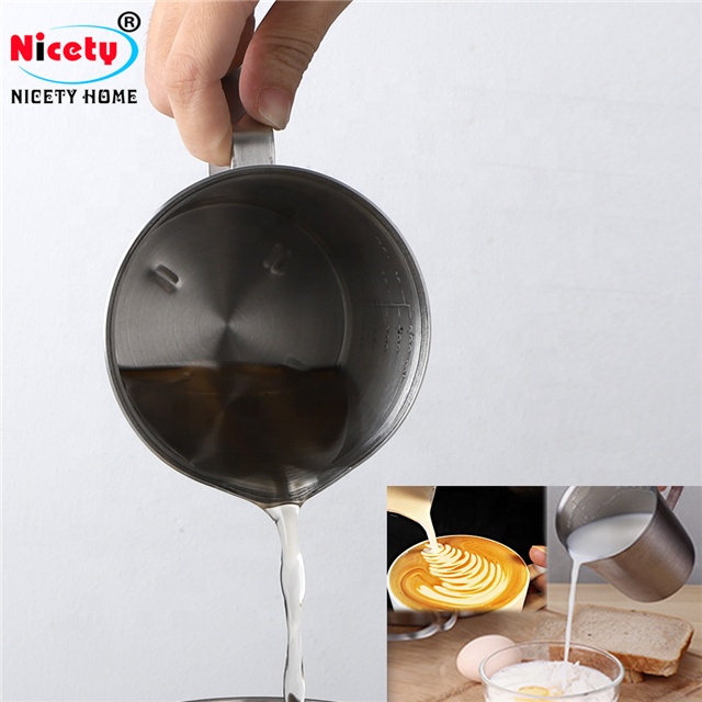 Stainless steel measuring cup with scale mark pull flower cup coffee milk jug