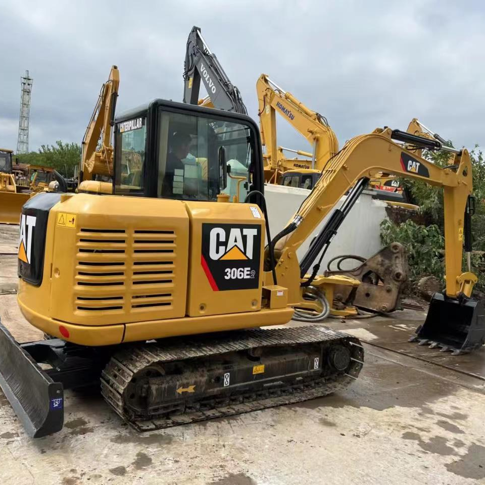Экскаватор Mini Cat 306E б/у, CAT306E 306 306E, Лучшая цена, оригинал Япония, б/у, 6 T
