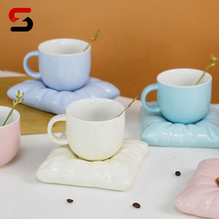 Egrand Ins Style Ceramic Coffee Mug Creative Afternoon Tea Cup Pillow Bag Coffee Cup And Saucer with custom logo