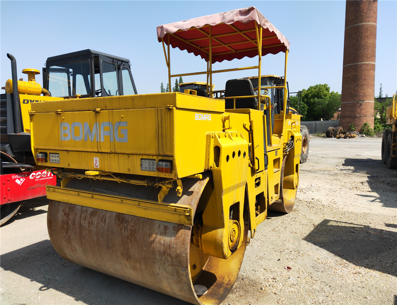 Used secondhand Bomag Roader Roller BW202 BW217D-2 BW219DH-3 BW226DH-4 For sale with good performance and good condition