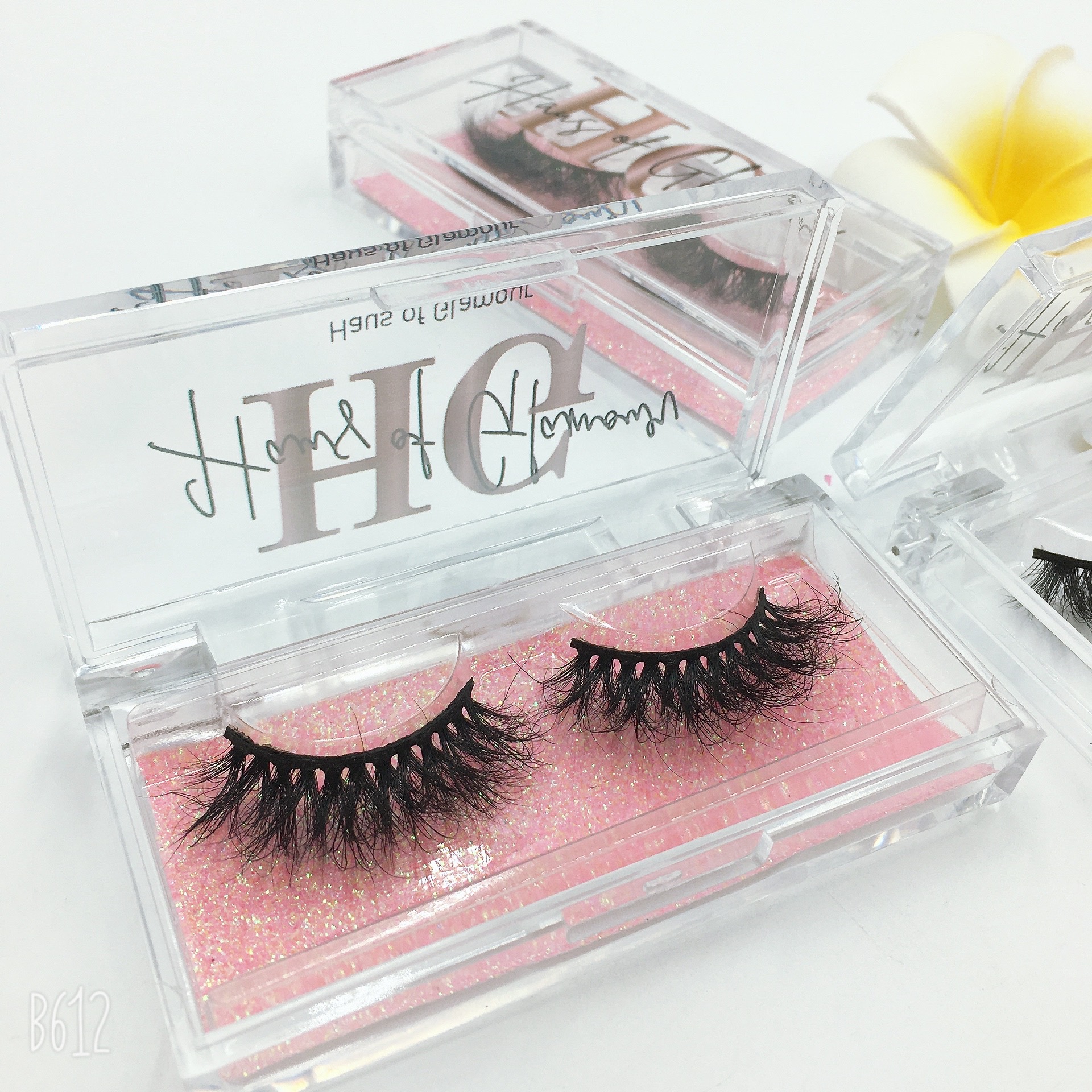Eyelashes Vendor Wholesale Dramatic Super Fluffy 10mm 25mm long eyelashes acrylic lash box empty plastic customize box