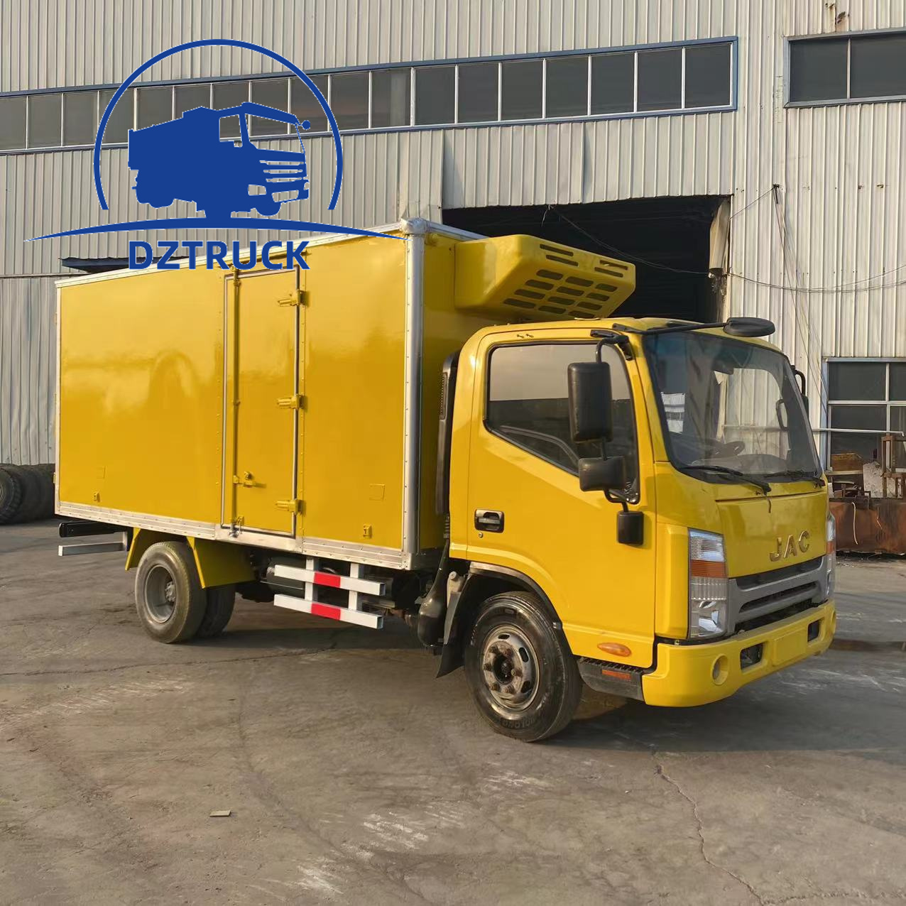 Грузовик для холодильника JAC 4x2 LHD 15 тонн