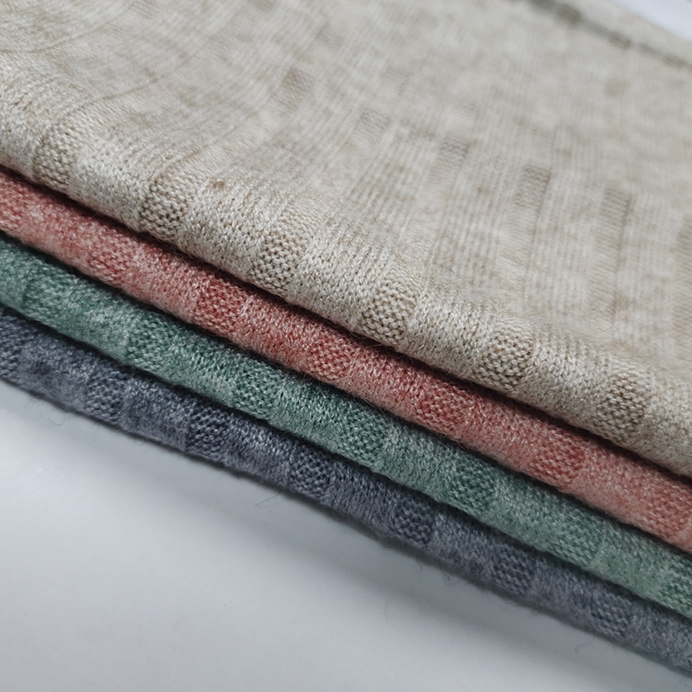 Soft Handfeeling Stripe Design 50%Rayon 28%Terylene 22%Nylon Knitted Fabric for Garments