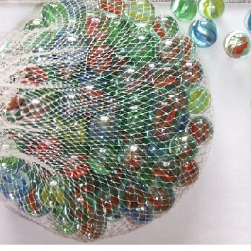 Brand new glass marble with 8 flower with great service HC 902