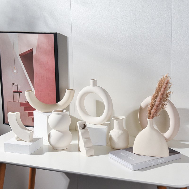 Modern Nordic Style Luxury Porcelain Ornament Home Decoration Table Centerpieces Vase Creative Ceramic Flower Vase Set