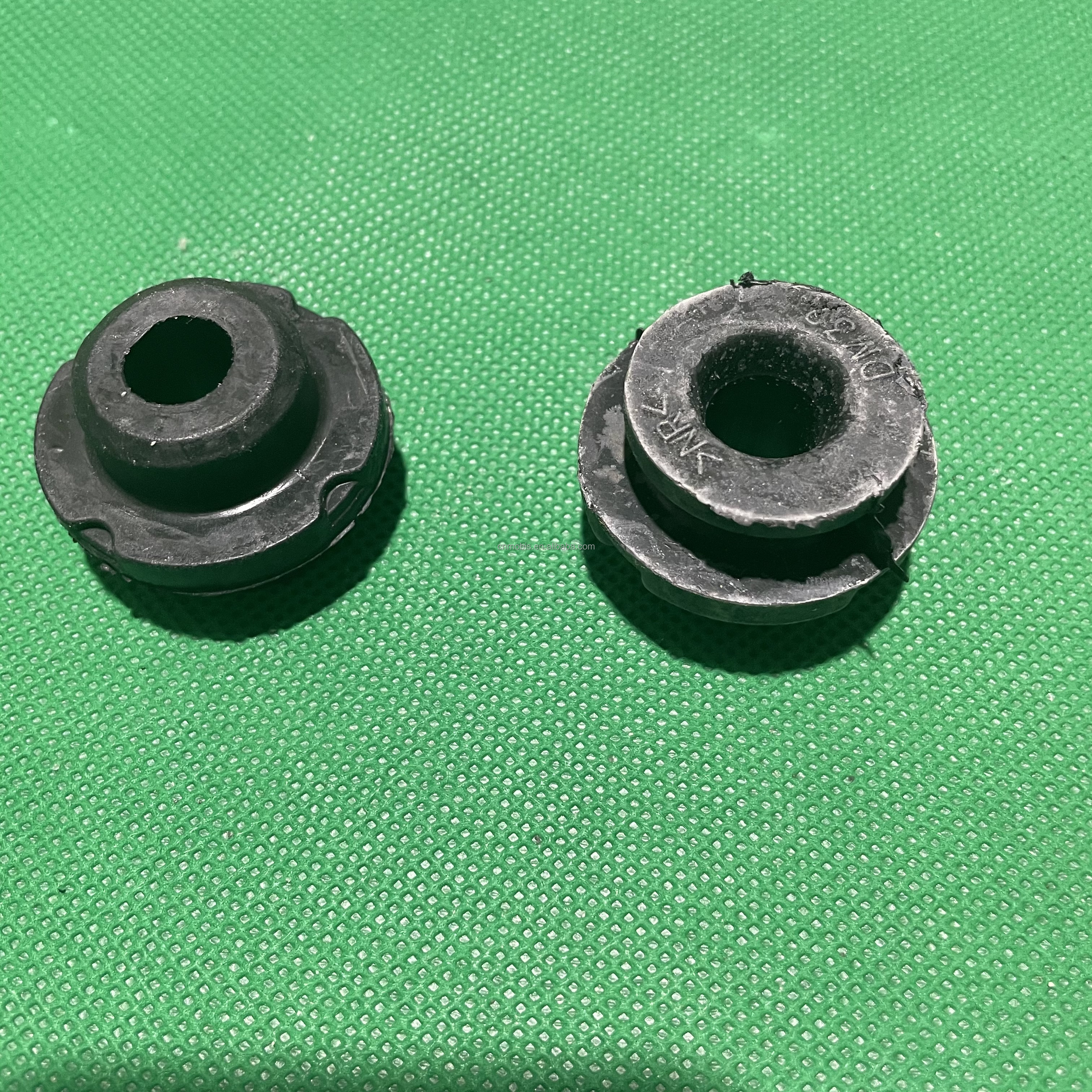 25336 3X000 for Genuine Radiator Lower Insulator Mount Bushing For Kia 253363X000 nsulator-Radiator Mounting Lower