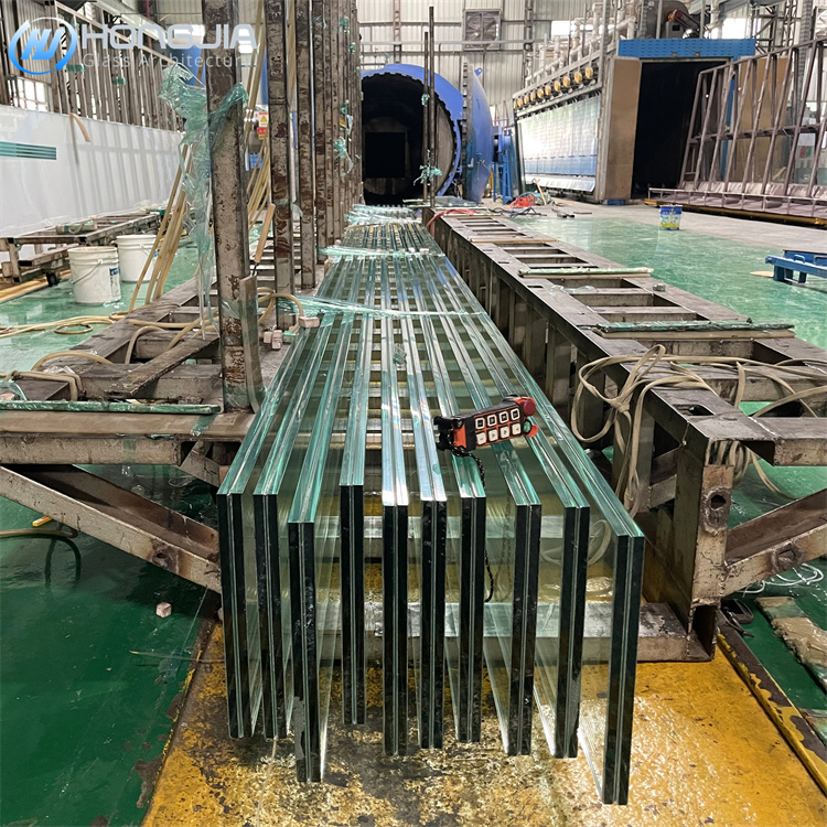 Jumbo size toughened laminated pvb sgp film glass