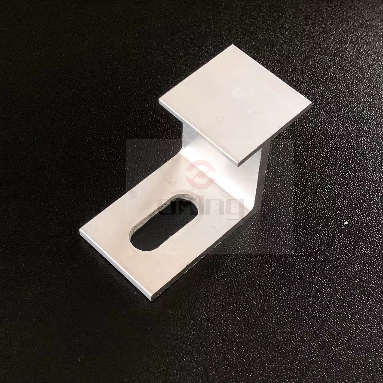 High Quality Best Sales Aluminium Alloy Pendant Curtain Wall accessories tile Hook For Ceramic tile Cladding System