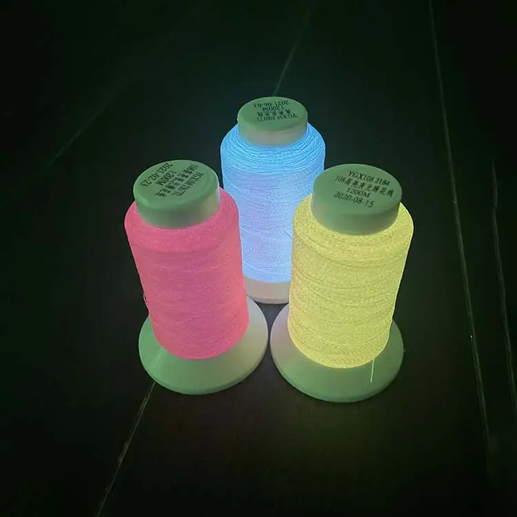 Factory Direct Sales Polyester Luminous Embroidery Thread Multicolor Glow In The Dark Embroidery Thread For Party Clothes