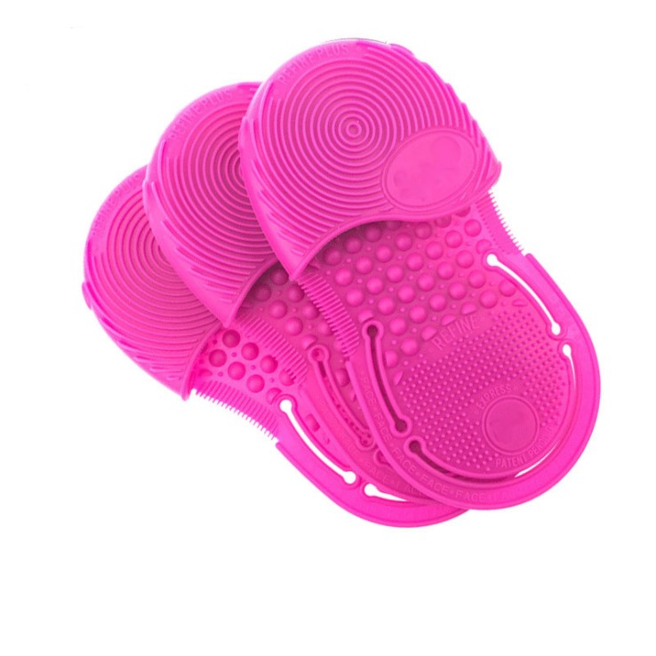2021 new red silicone portable makeup brush cleaning pad custom wholesale private label makeup brush cleaning pad