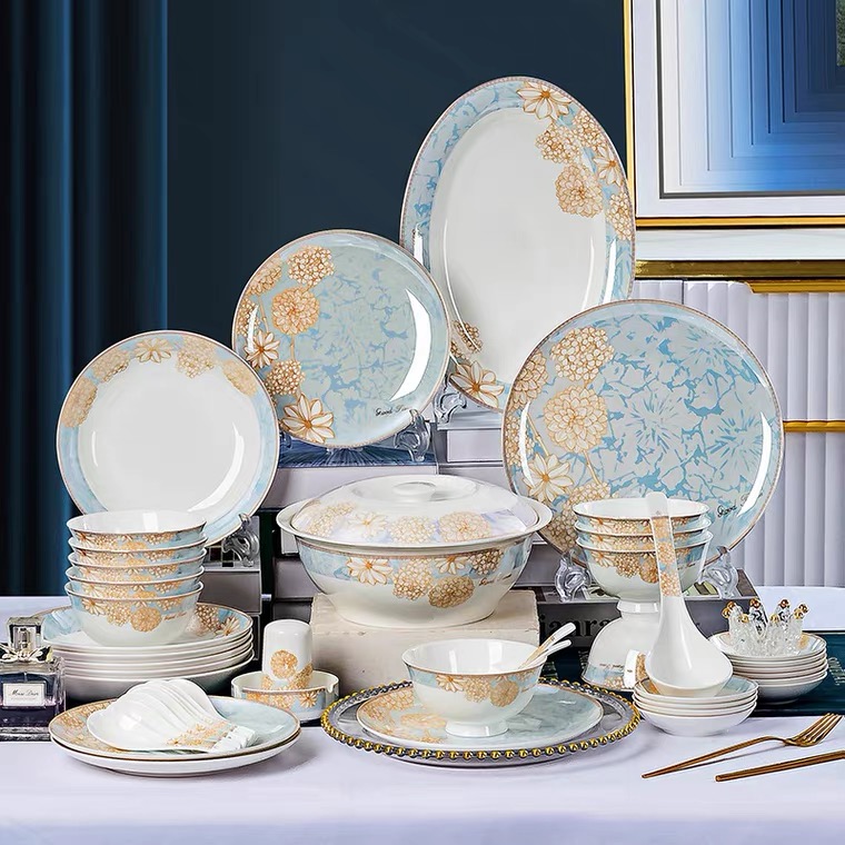 Wholesale Cheap Custom Decal Bone China Square Plate Dinner Set 56PCS Porcelain Plate Dinnerware Set Ceramic Dishes Tableware