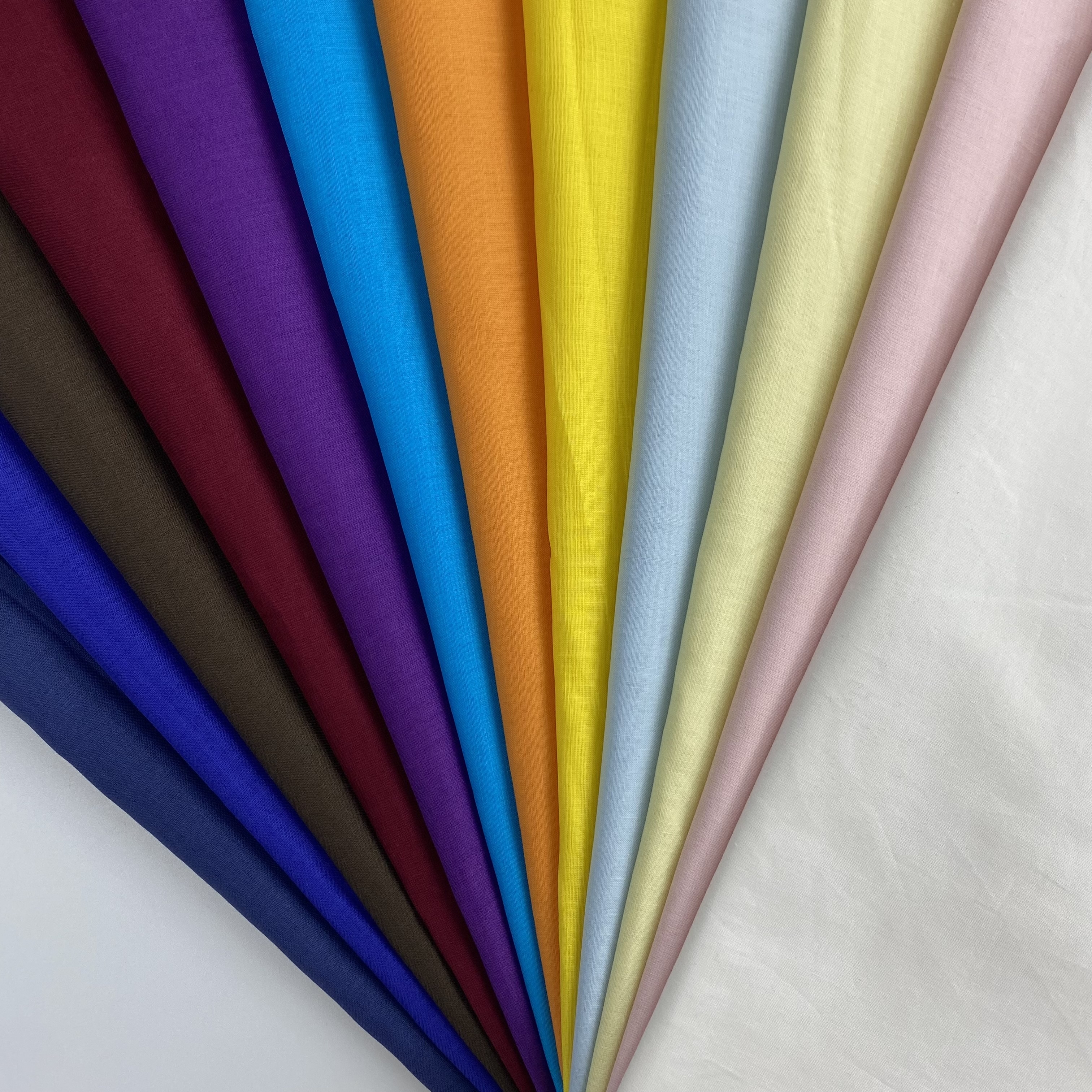 High quality lightweight woven solid dyed plain 100%cotton fabric for t shirt