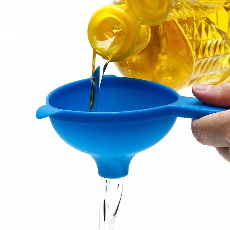 Eco Rider Cheap Blue Colour Funny Cartoon Shape Plastic Funnel For Oil