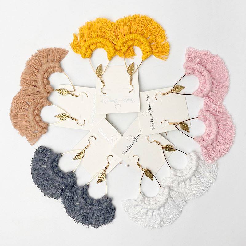 Solid Color Bohemian Tassel Hoop Earrings Ethnic Style Hand-Woven Hoop Earrings Small Leaf Pendant Fashion Vacation