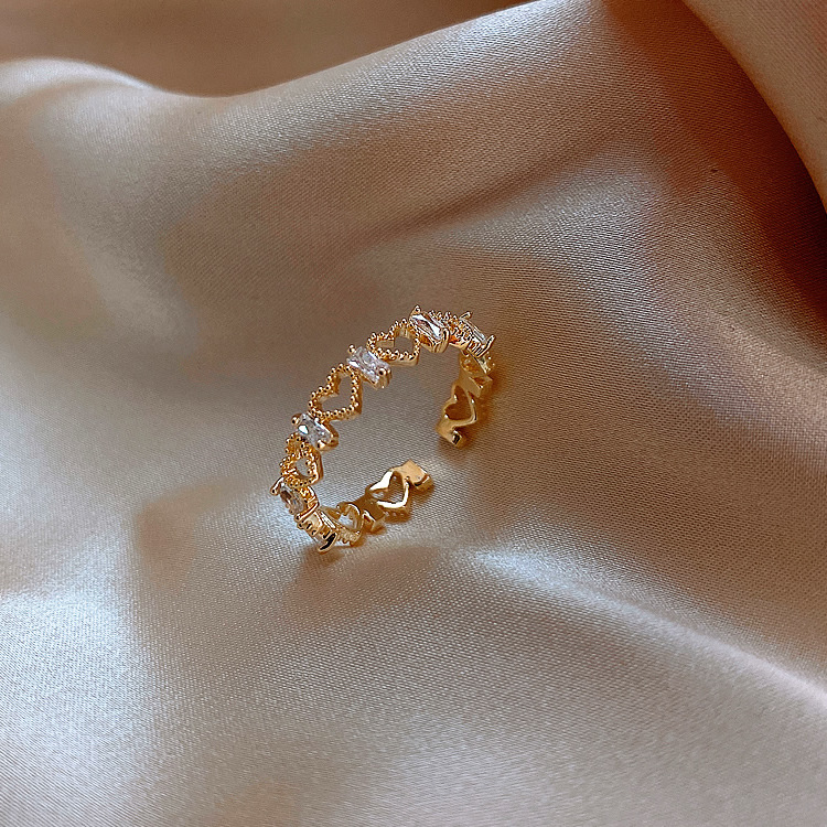 Gold-plated Diamond Hollow Heart Shaped Open Ring Adjustable Personality Heart Zircon Women Ring Gift