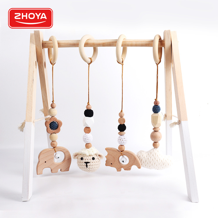 Aamzon Hot Sale 6 Colors Beech Wood Animal Baby Room Decoration Crochet Baby Rattle Hanging Toy Sets For Baby Toddler