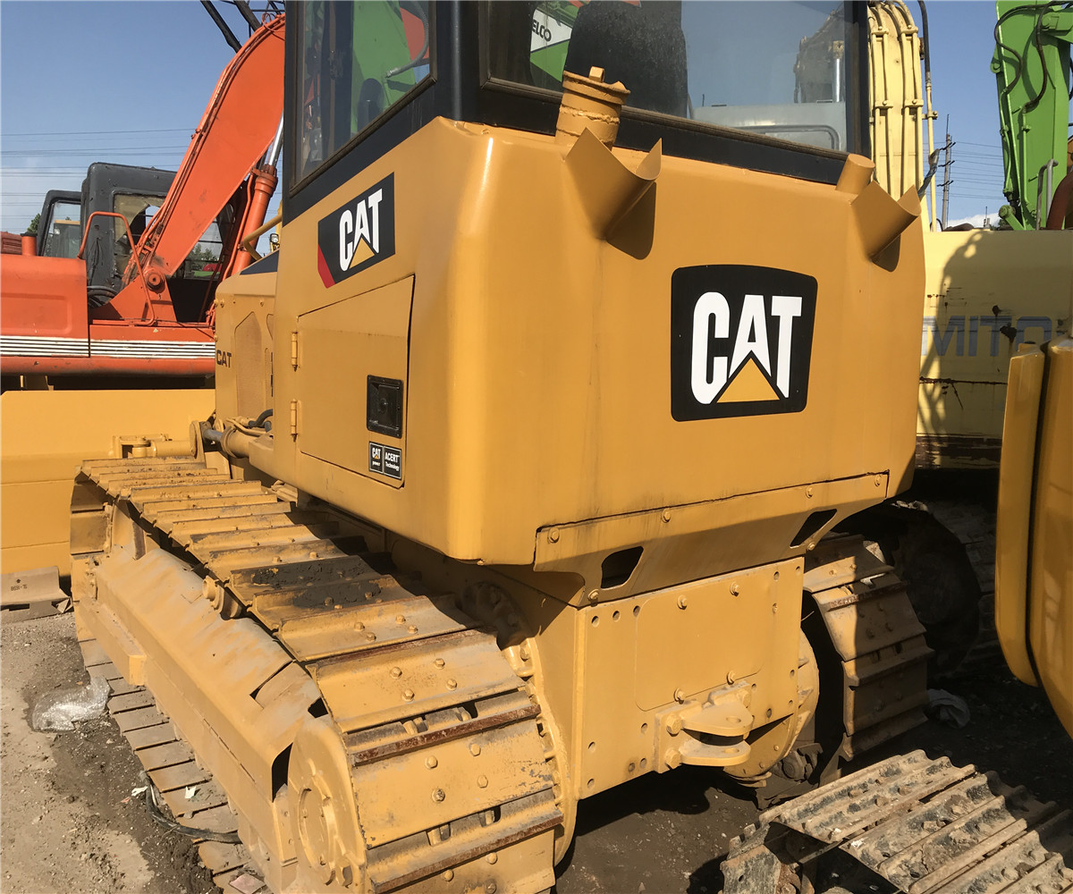 Б/у гусеничный бульдозер CAT caterpilla D5G CAT D5N с лезвием