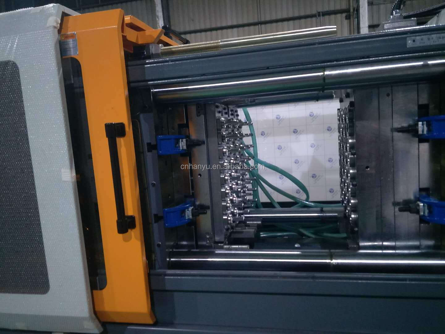 200ton машина для литья пластмассовых преформ под давлением