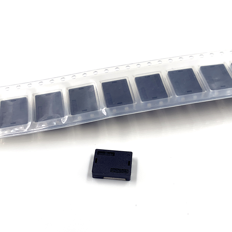 Мощность шумоподавления EIM фильтр 100Vdc 20A 4-SMD 1 МГц ~ 1 ГГц BNX023-01L BNX023