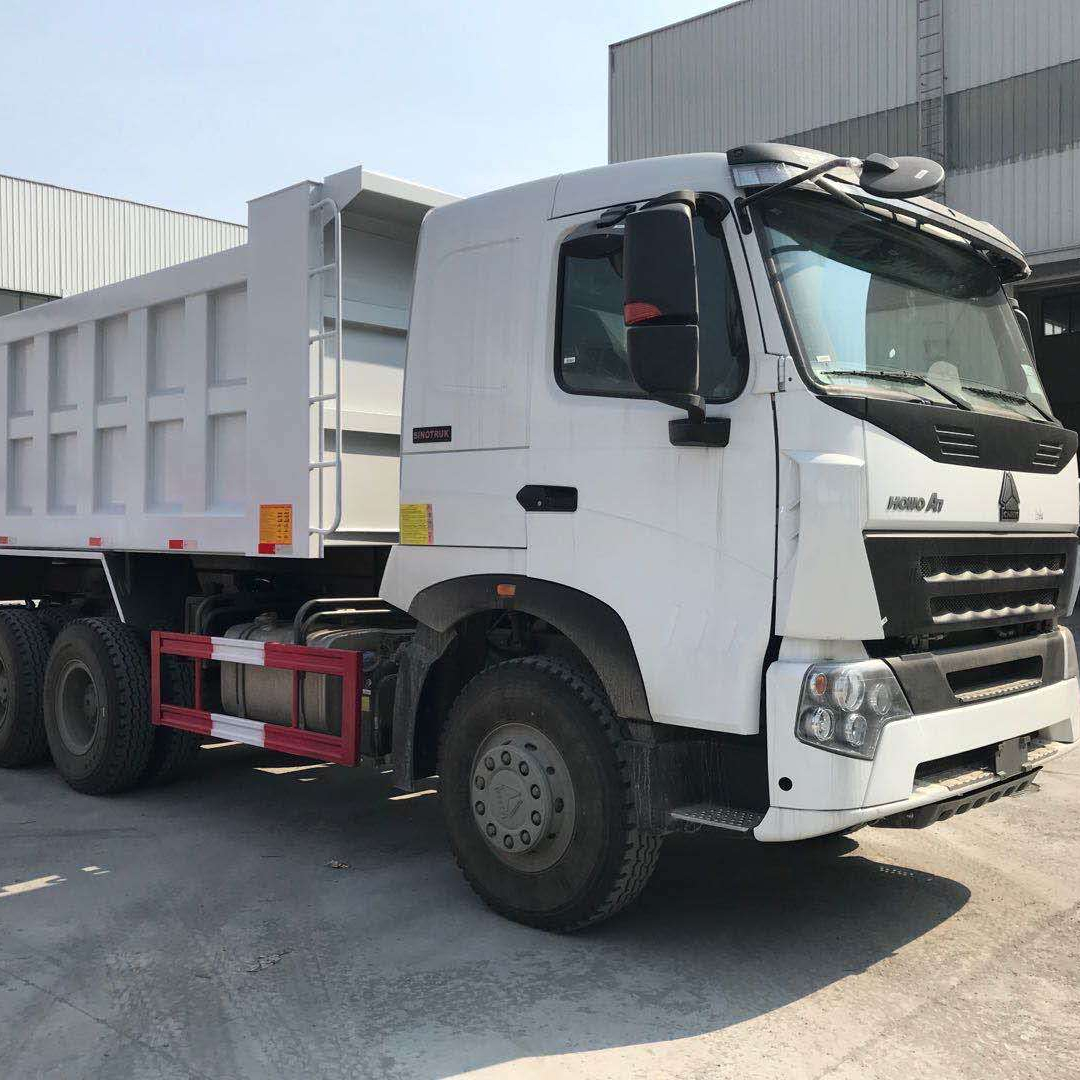 Б/у самосвал Sinotruck Howo 6*4 для продажи