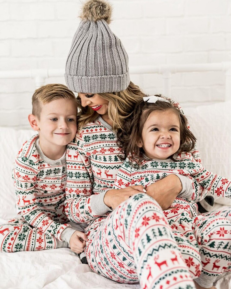 Print home wear Pant suit Party Sleepwear mommy matching clothes Women Men Kid Xmas Pj Set Christmas Family Pajamas Set