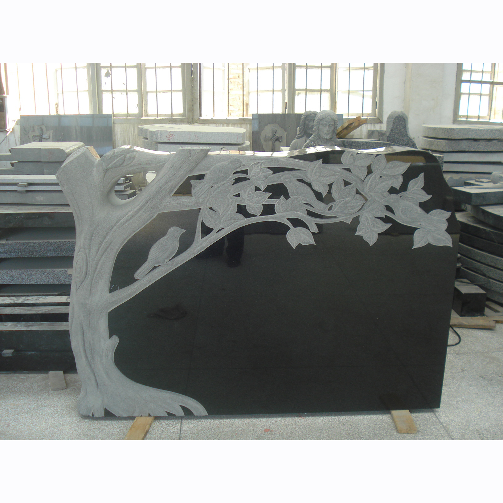 Shanxi Black Granite Western Tree Headstone Designs Tombstone Price