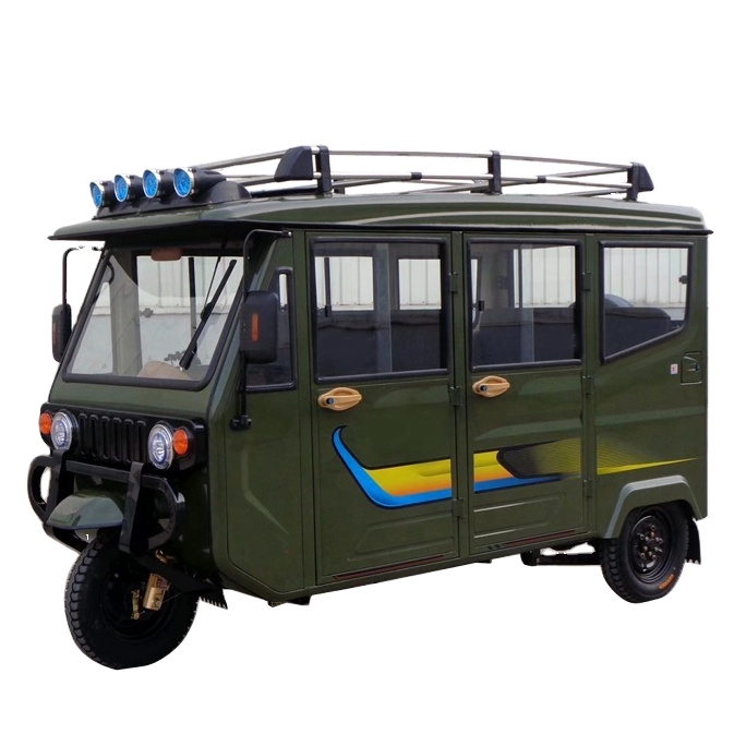 200cc бензин 7 мест закрыто туктук такси