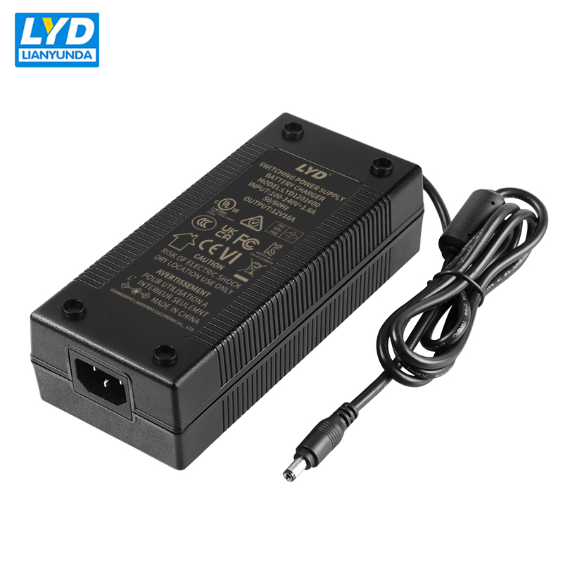 Настольный, 12V 18A 216W импульсный источник питания адаптер с 4 контактный разъем