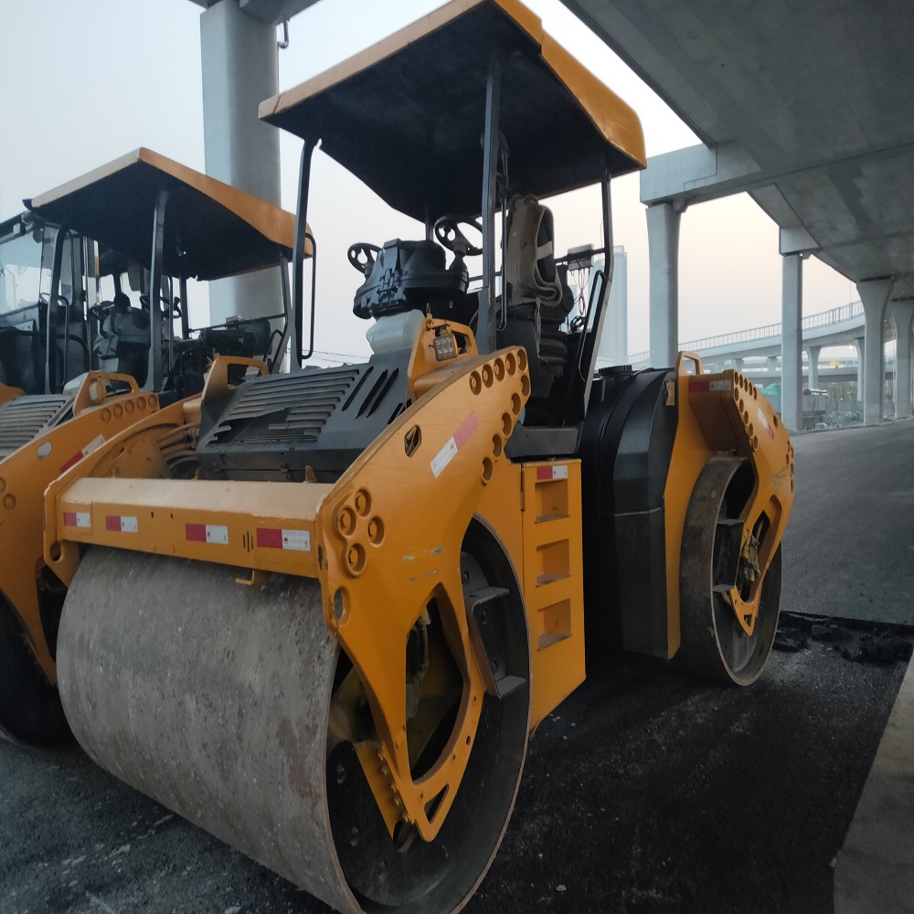 Used secondhand Bomag Roader Roller BW203AD, BW217D-2 BW219DH-3 BW226DH-4 For sale with good performance and good condition