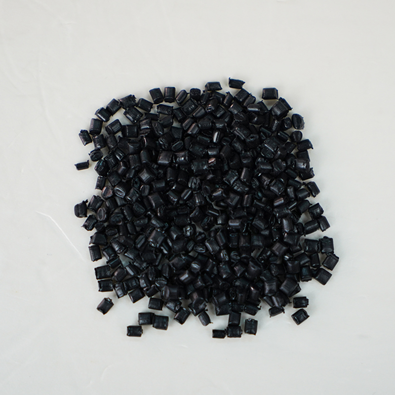 Индивидуальные гранулы, черные, LDPE, композитные гранулы