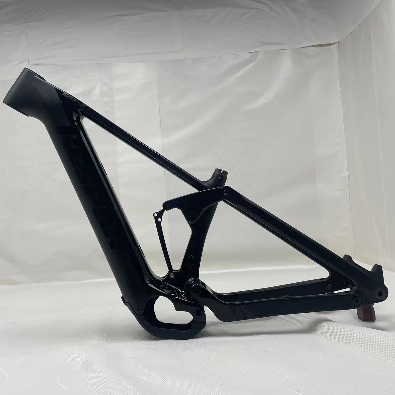 Новейшие товары с логотипом на заказ, легкая карбоновая фоторамка 29ER с bafang M820 740 WH 410 WH
